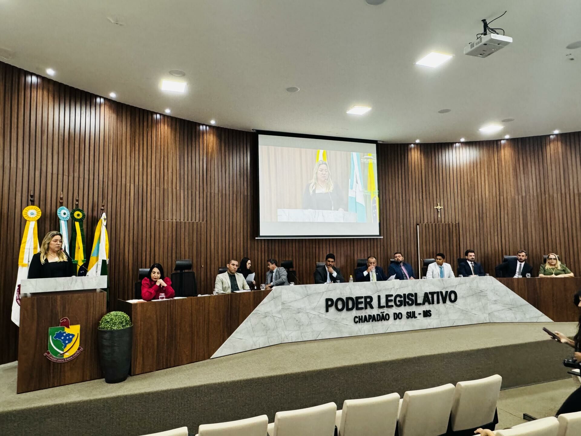 Imagem de compartilhamento para o artigo Vereadora Alline Tontini ouve a população e pede construção de ginásio de esportes em Chapadão do Sul da MS Todo dia